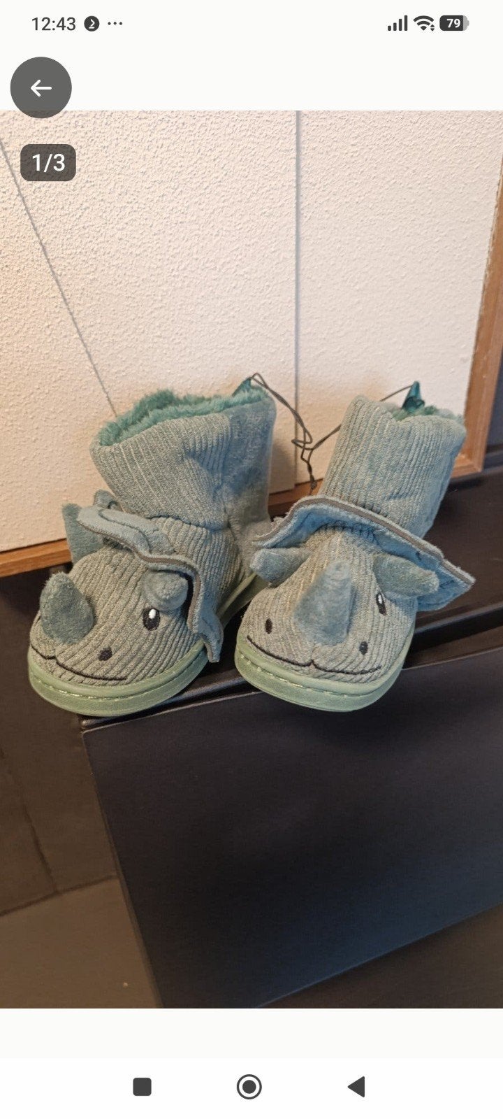 Nieuwe kinderpantoffels maat 24/25 - Dino design, Ophalen of Verzenden