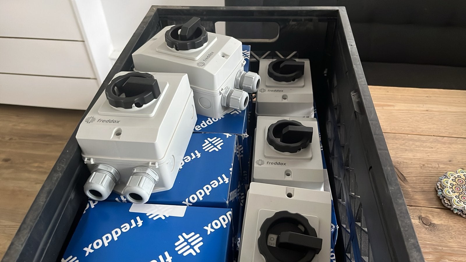 Freddox werkschakelaar 32A 4P - Nieuw in doos, Ophalen of Verzenden, Nieuw, Overige merken, Schakelaar