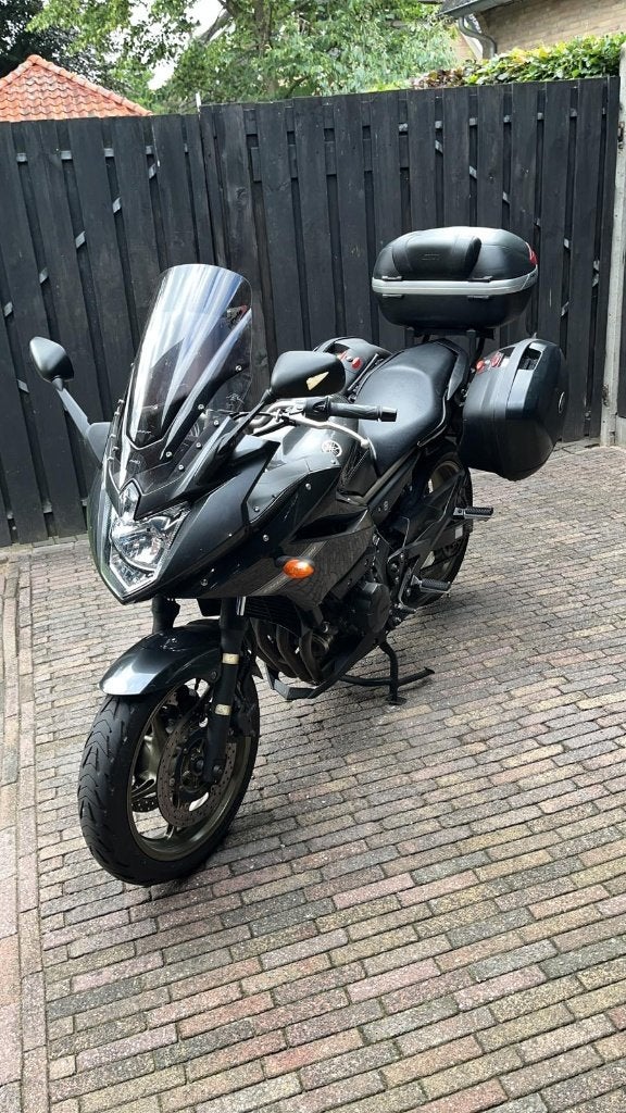 Yamaha XJ6 Diversion 2009 met kofferset, 4 cilinders, Particulier, Meer dan 35 kW, Toermotor