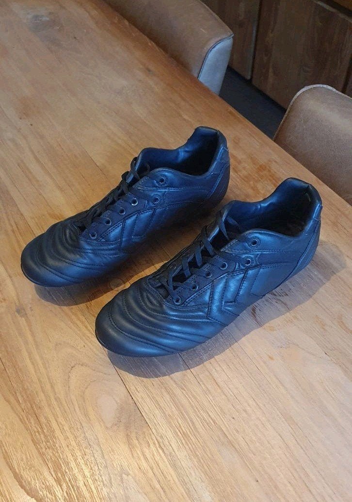 Hummel Voetbalschoenen - Nappa nero FGII - Maat 43 -  Zwart, Ophalen of Verzenden, Gebruikt, Schoenen