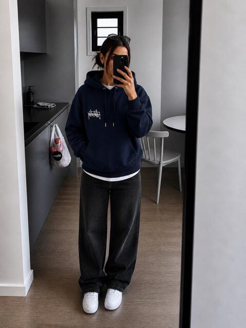 Stussy Hoodie Donkerblauw met print, Verzenden, Zo goed als nieuw, Maat 46 (S) of kleiner, Blauw