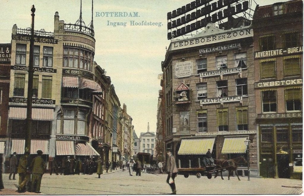 Rotterdam, Ingang Hoofdsteeg, veel Volk, gelopen 1911, Ophalen of Verzenden, Voor 1920, Gelopen, Zuid-Holland