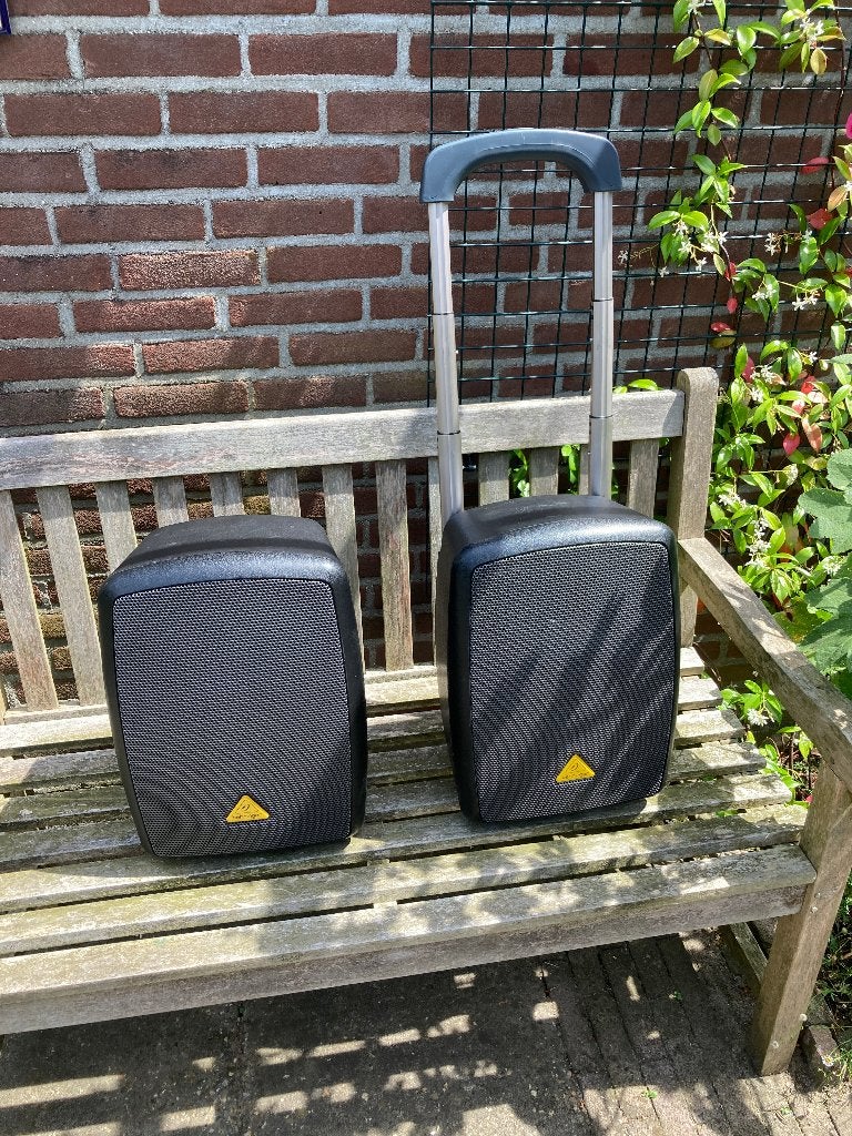 Behringer batterijspeakers bluetooth 40 watt 2 stuks, Audio, Tv en Foto, Luidsprekers, Overige merken, Gebruikt, Bluetooth, Overige typen
