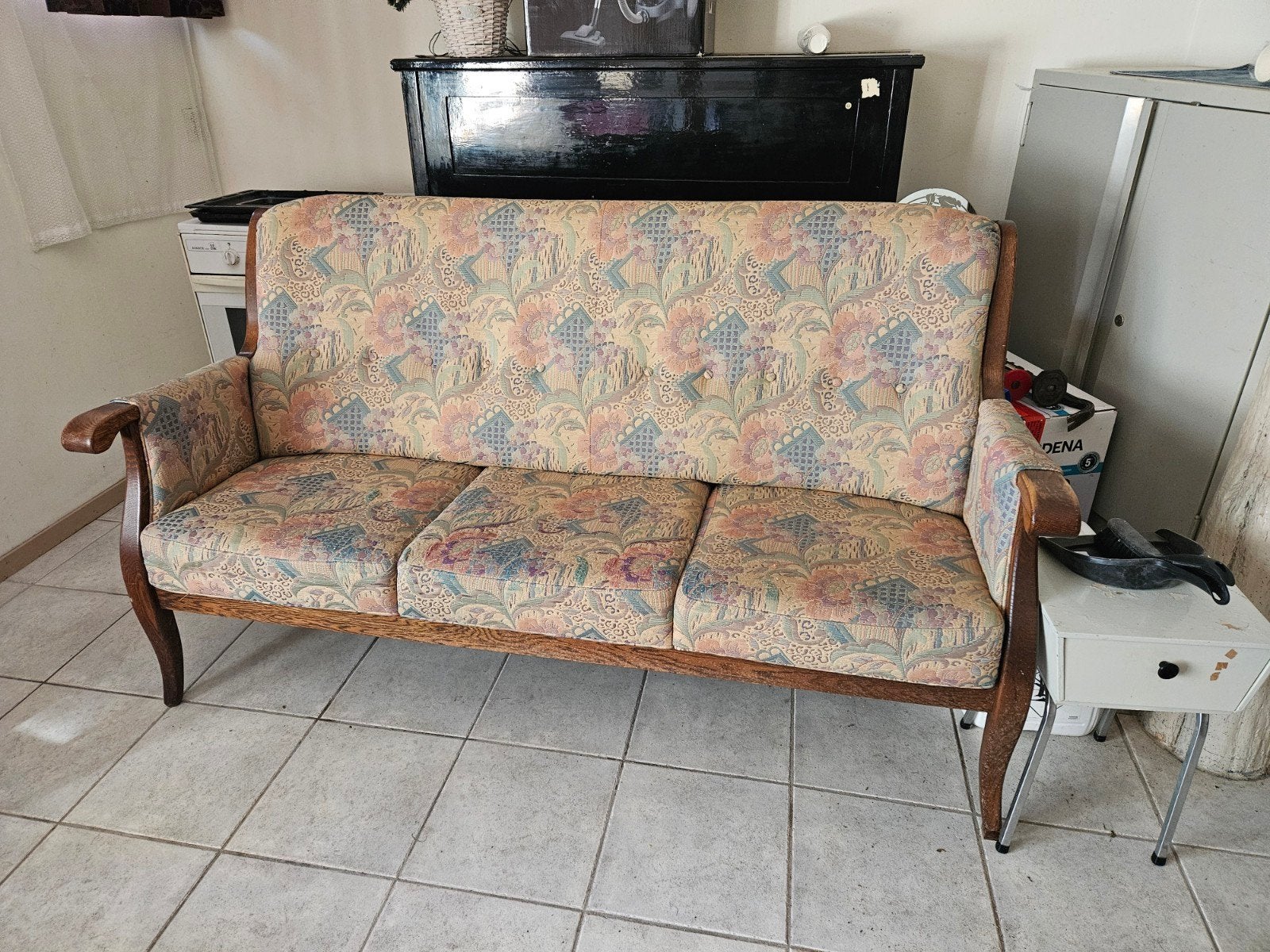 Vintage 3-zits bank met bloemenprint, Ophalen, Hout, Gebruikt, 150 tot 200 cm