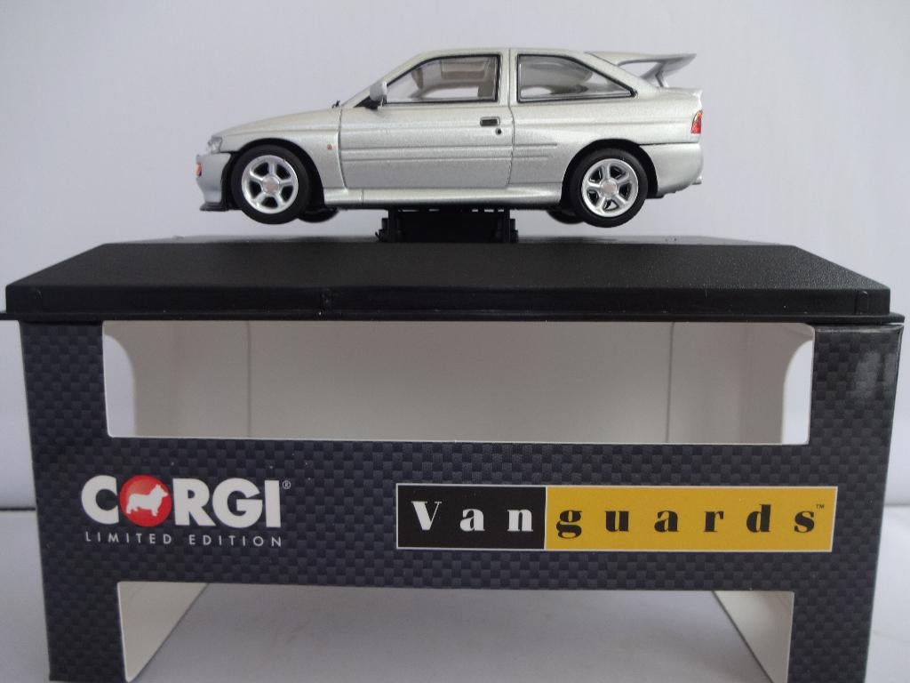 Ford Escort RS Cosworth VA14806 van CORGI - VANGUARDS 1:43, Hobby en Vrije tijd, Ophalen of Verzenden, Nieuw, Auto, Vanguards