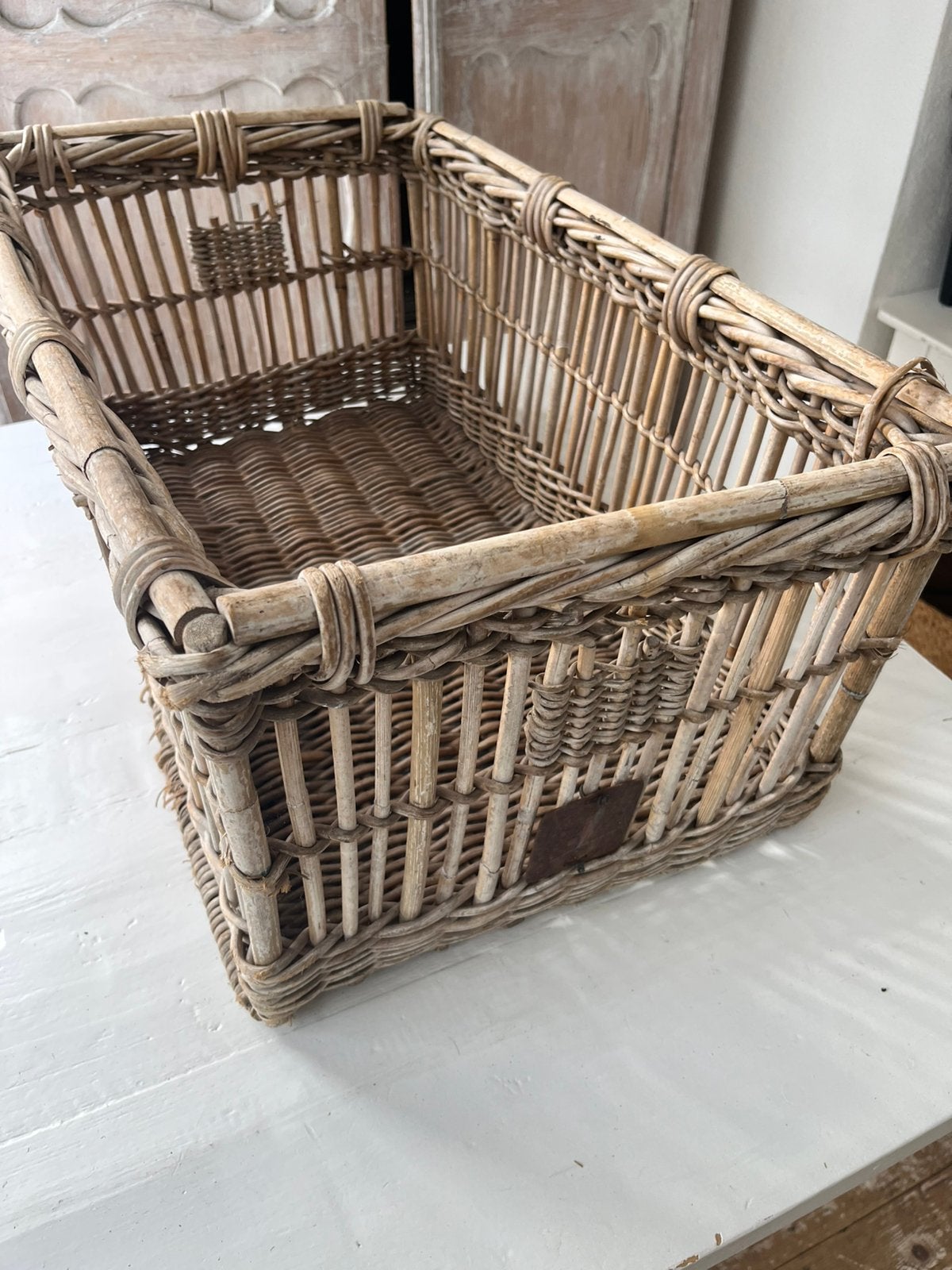 Prachtige Brocante Franse rotan bakkers mand, Ophalen