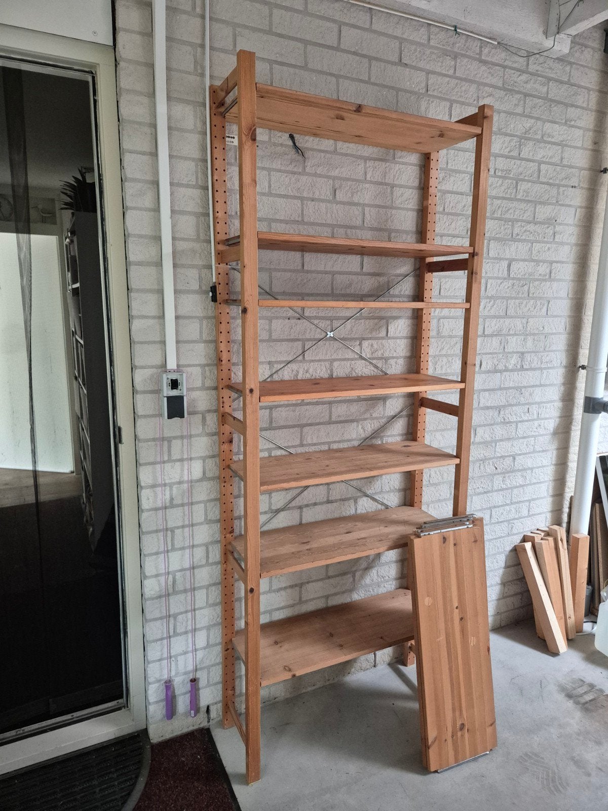 Ikea Ivar Stellingkast - 2 Staanders, 11 Planken, 2 Kruizen, Ophalen, Gebruikt