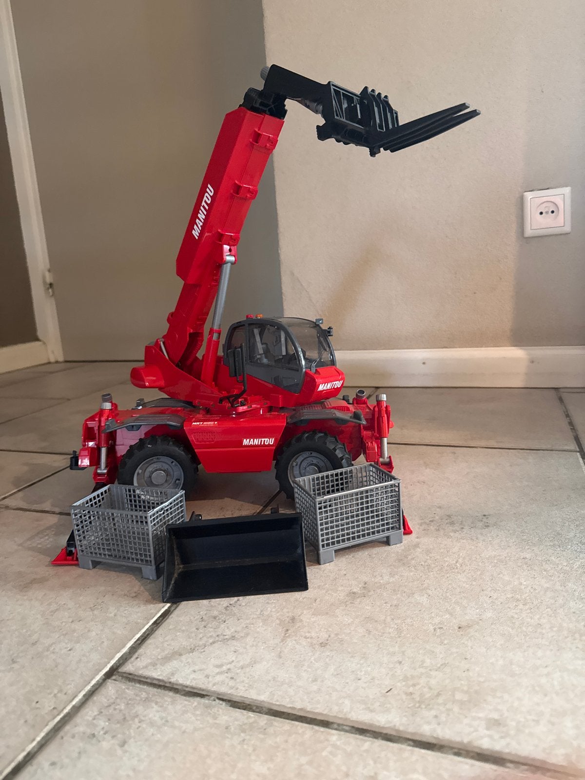 Manitou MRT 2150 Roterende Verreiker Speelgoed, Ophalen of Verzenden, Zo goed als nieuw