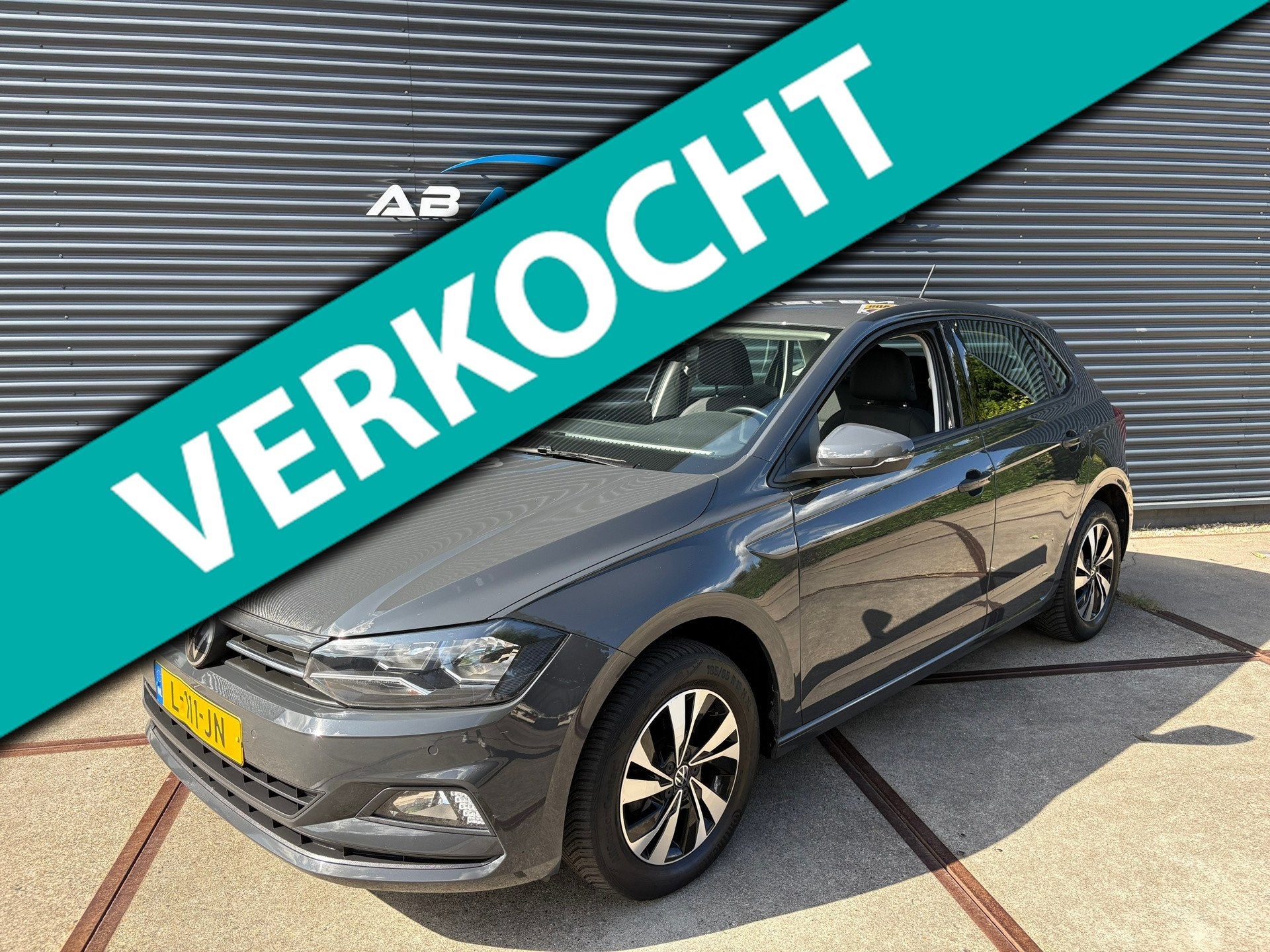 Volkswagen Polo 1.0 TSI Comfortline CARPLAY/ NAVI/ PARKEERSE, Voorwielaandrijving, Dealer onderhouden, 1063 kg, Gebruikt