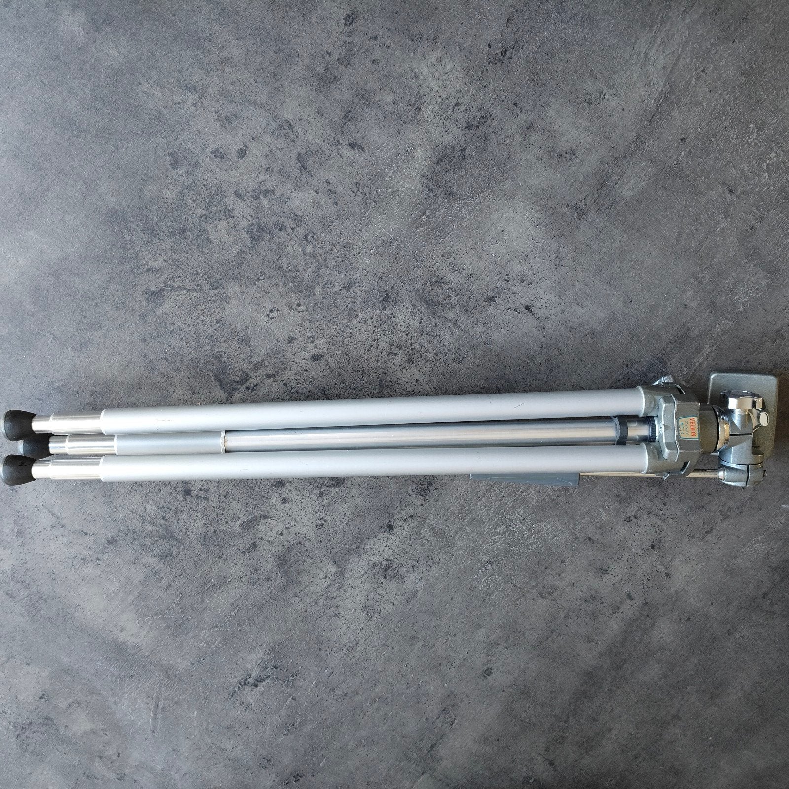 Velbon fotocamera statief - zgan, 130 cm, aluminium/staal, Ophalen of Verzenden