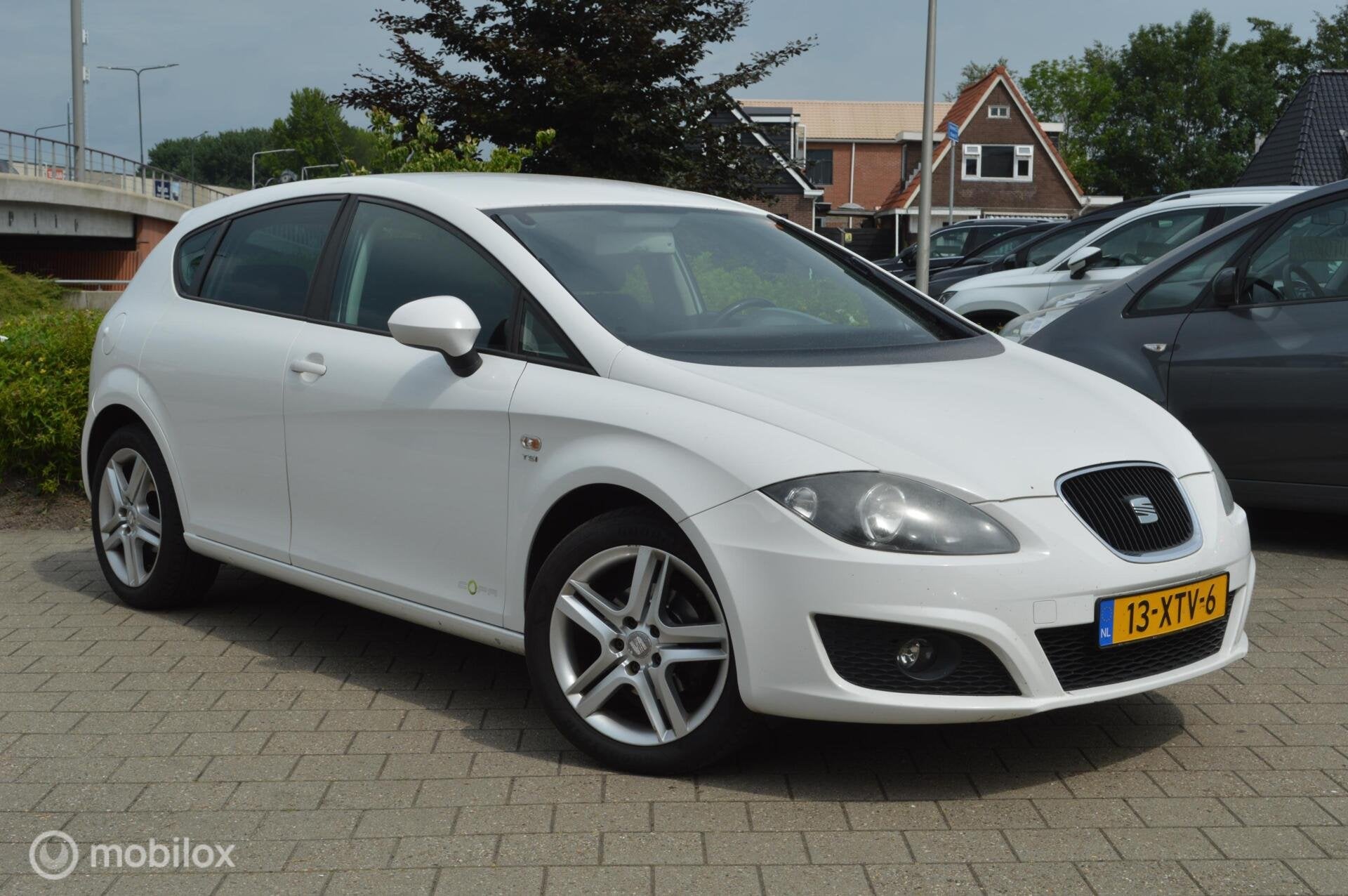 Seat Leon 1.2 TSI 105PK Businessline COPA | LEES TEKST |, Auto's, Voorwielaandrijving, Euro 5, Stof, Gebruikt