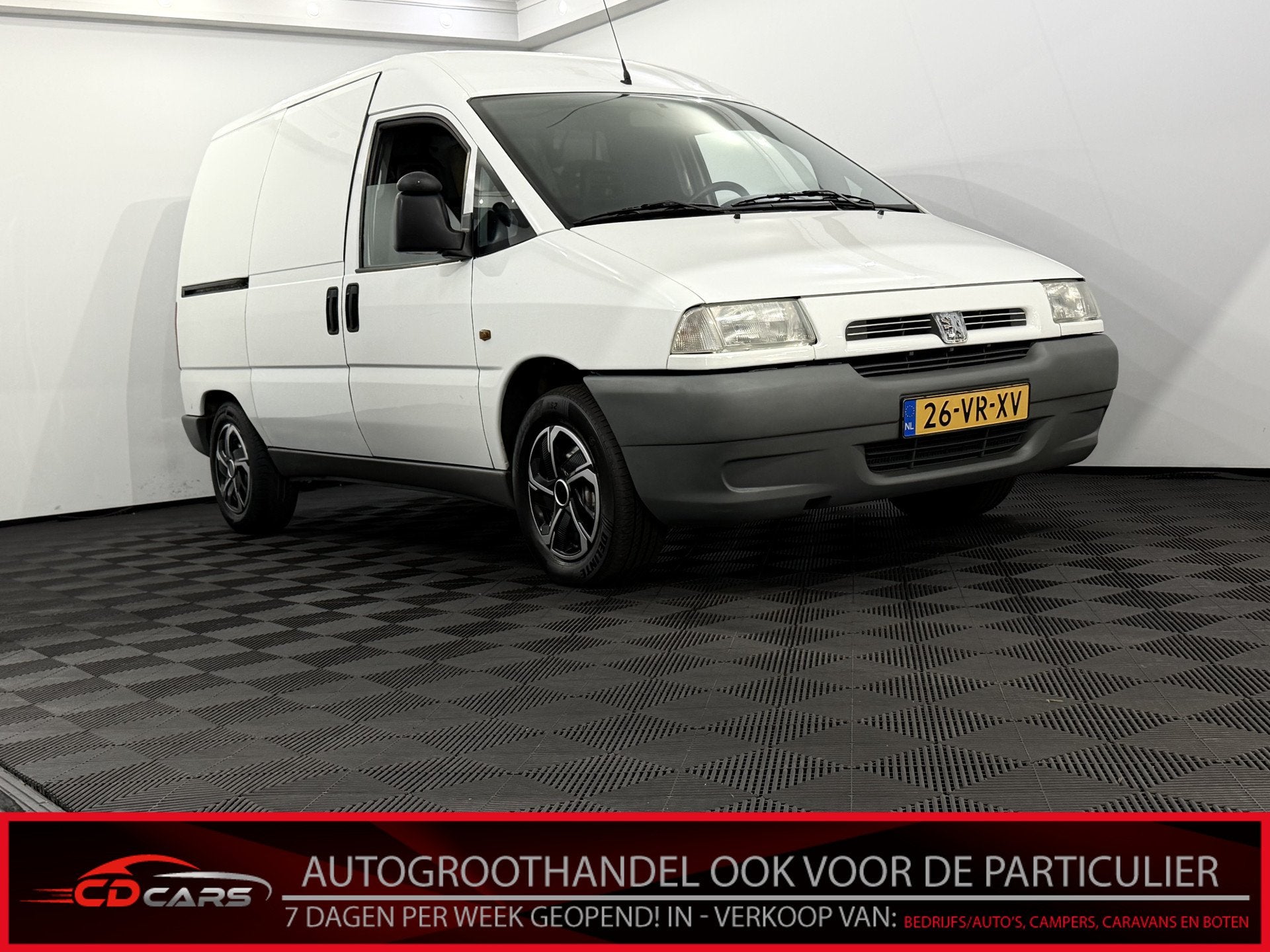 Peugeot Expert 220C 2.0 HDI Comfort (bj 2000), Voorwielaandrijving, 94 pk, Stof, Gebruikt