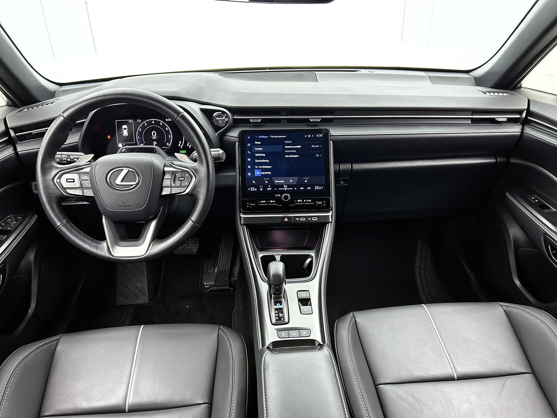 Lexus LBX Relax | BTW Voertuig | Memory Seat | Lederen bekle, Auto's, 136 pk, Gebruikt, Blauw, Bedrijf