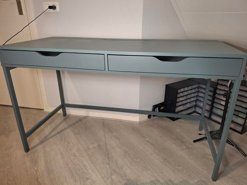 Turquoise Ikea bureau, Ophalen, Zo goed als nieuw