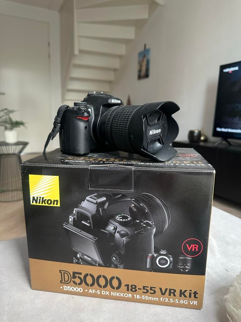 Nikon D5000 18-55 VR KIT, Ophalen of Verzenden, Zo goed als nieuw, Spiegelreflex, Nikon