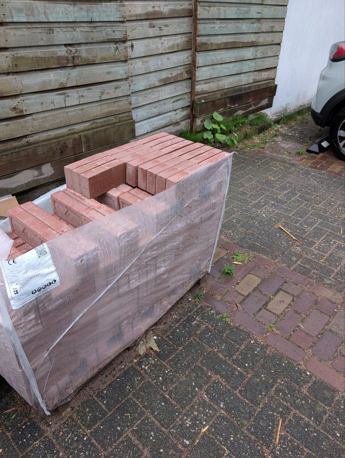 waalsteenjes ruim 300, Ophalen, Nieuw, Bakstenen