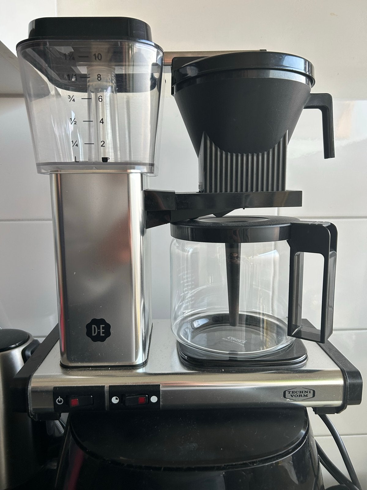 Moccamaster KBG Select (DE Editie) – Zilver –, Ophalen, 10 kopjes of meer, Koffiemachine, Gemalen koffie