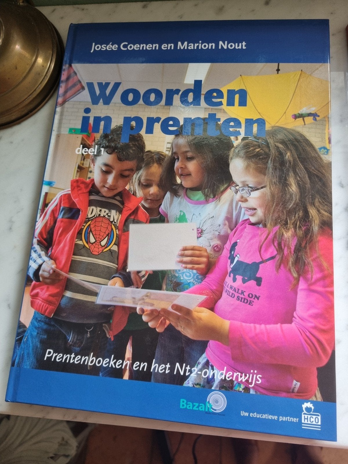 Josée Coenen - Woorden in prenten, Ophalen, Zo goed als nieuw, Josée Coenen; Marion Nout, Nederlands