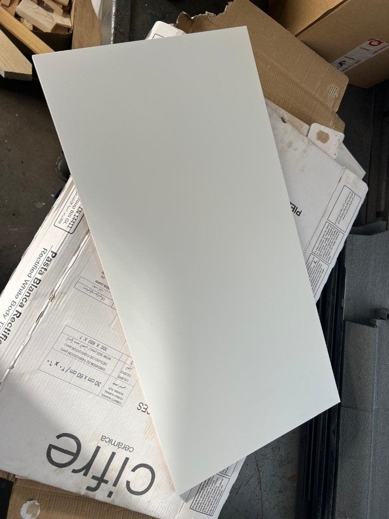 17 witte wandtegels Cifre 30  x 60 gerectificeerd, Ophalen, 40 tot 60 cm, Nieuw, Minder dan 5 m²