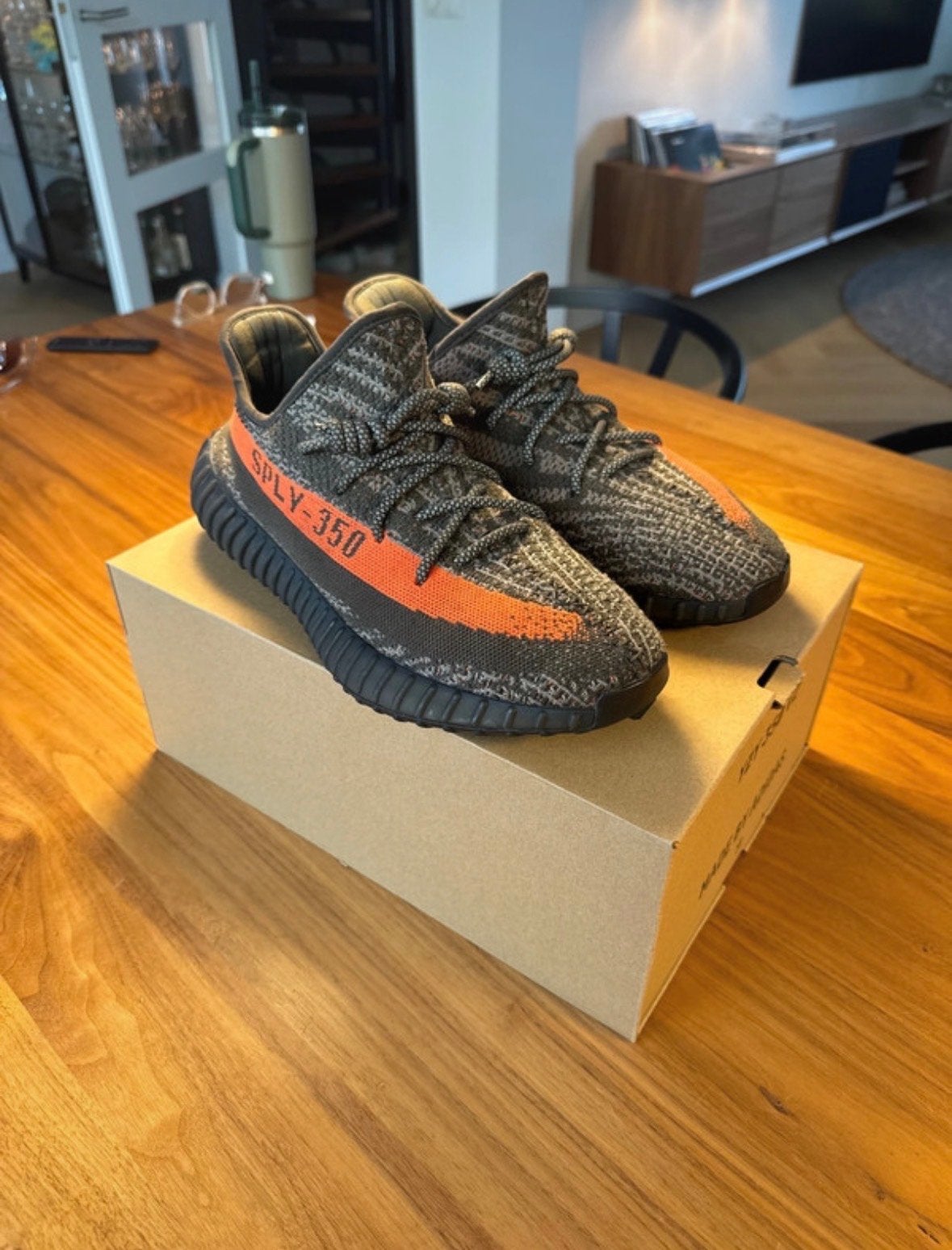 Adidas Yeezy Boost - maat 44, Ophalen of Verzenden, Zo goed als nieuw