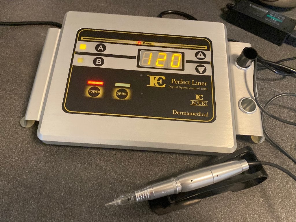 Permanente make-up Machine, Gebruikt, Overige kleuren, Gehele gezicht, Ophalen of Verzenden