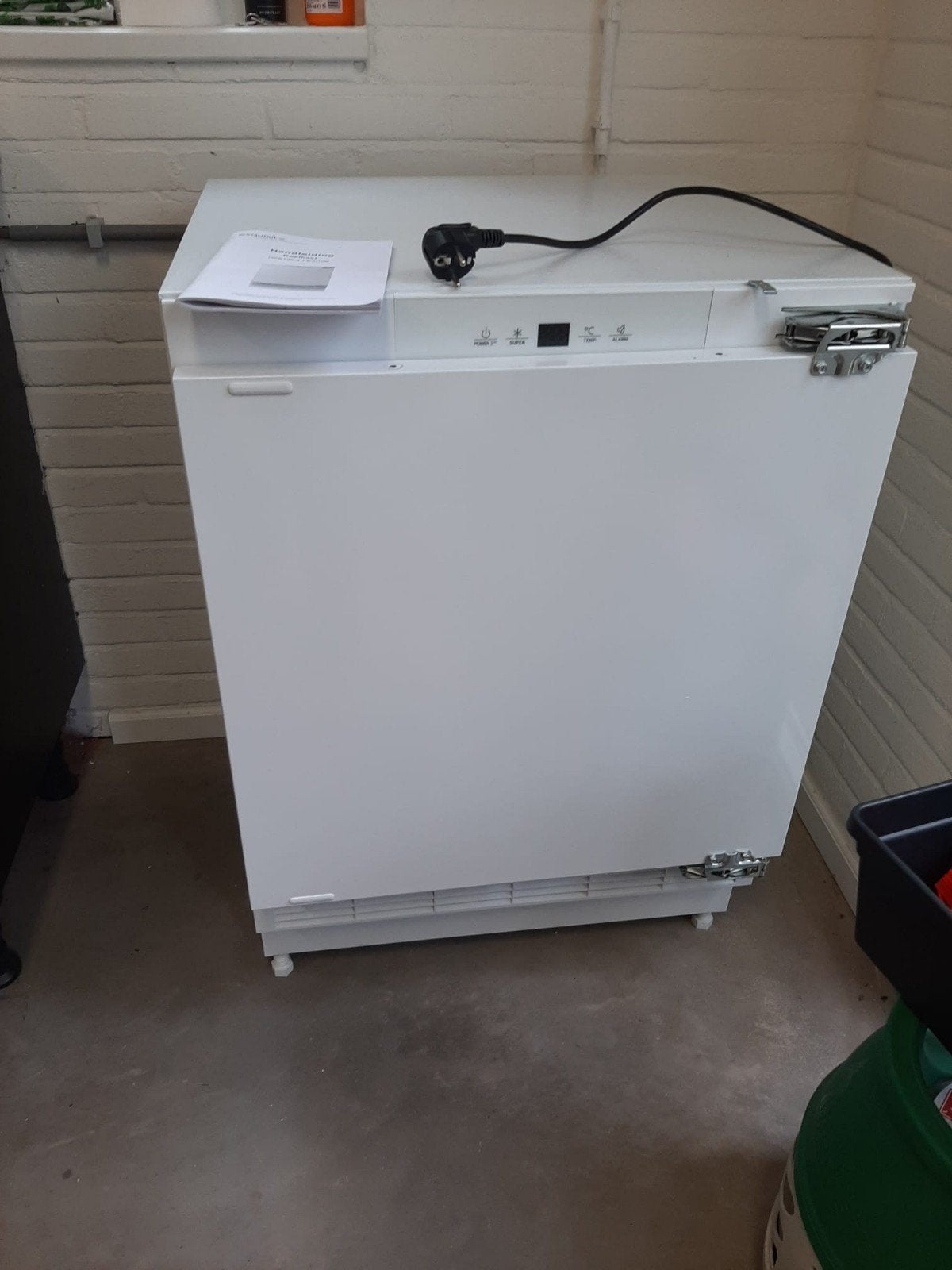 Exquisit UKS130-4-FE-010E Inbouwkoelkast, Ophalen