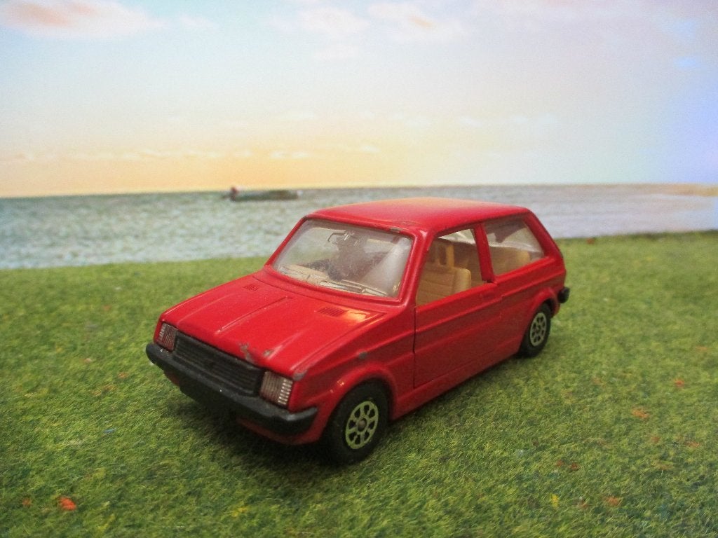 1/36 Austin Mini Metro - Corgi, Ophalen of Verzenden, Gebruikt, Auto, Overige merken