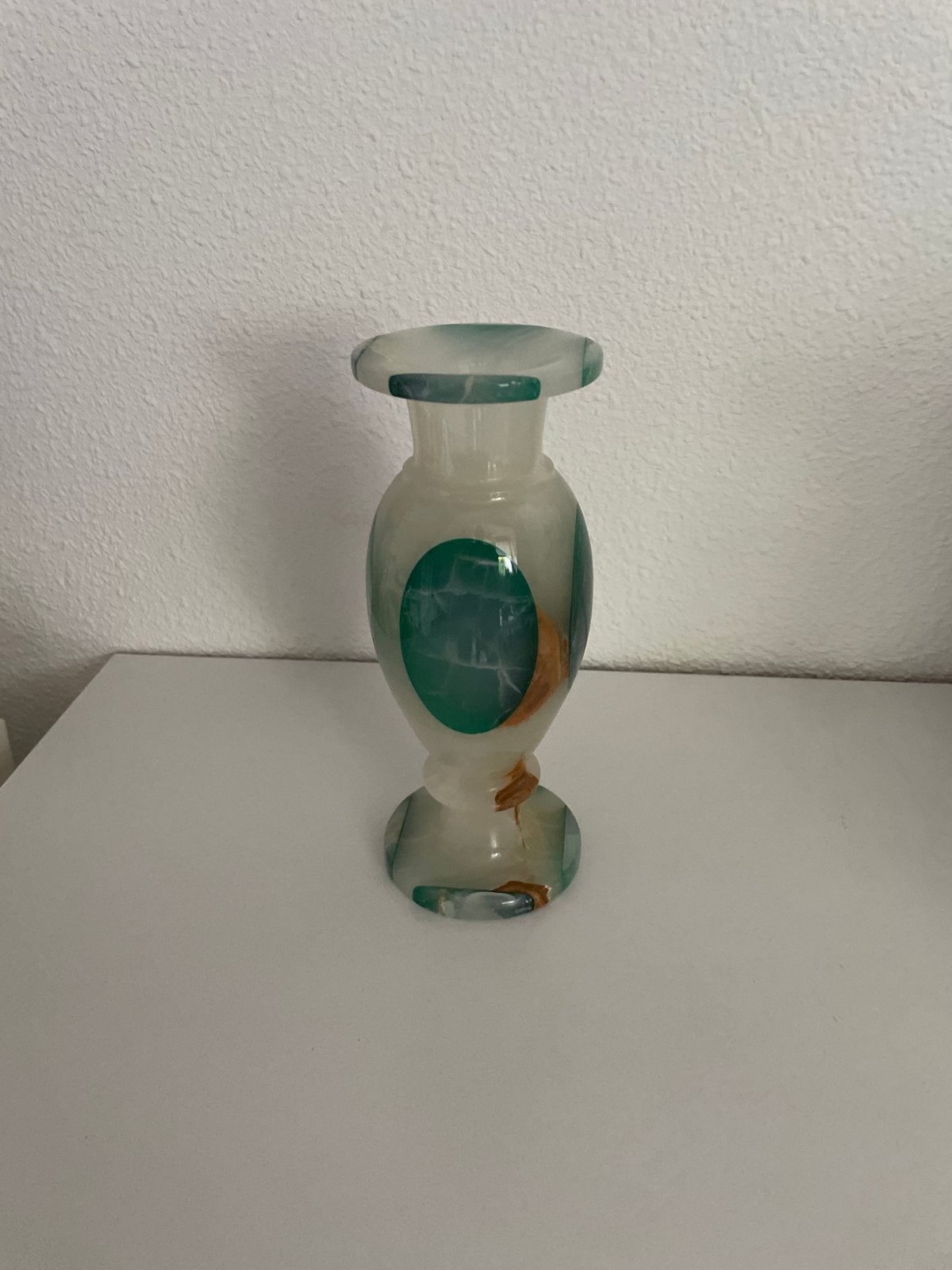 Decoratieve vaas van onyx met groene en bruine tinten, Ophalen