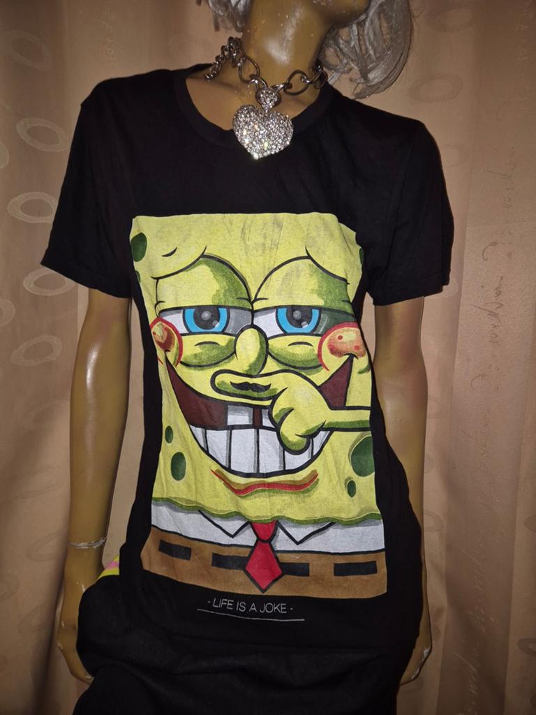 Zwart T-shirt met Spongebob print maat M  - 'Life is a Joke', Maat 38/40 (M), Zwart, Ophalen of Verzenden, Zo goed als nieuw