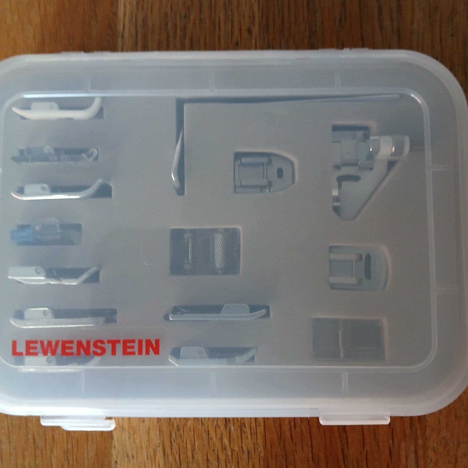 Lewenstein nieuwe voetenset voor naaimachines (15 stuks), Ophalen of Verzenden, Nieuw, Toebehoren, Lewenstein