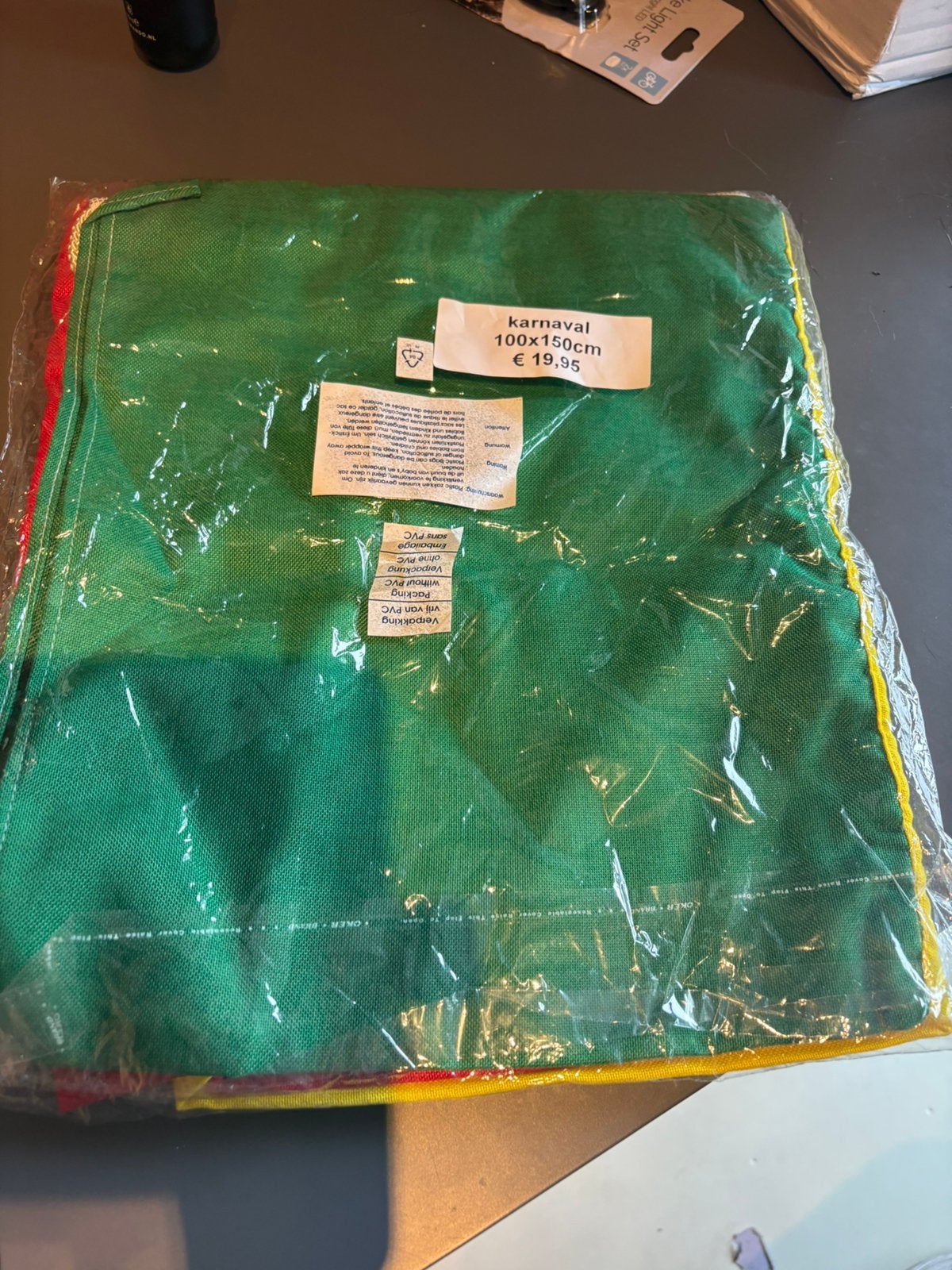 Carnavalsvlag Limburg rood geel groen 100x150 Vastelaovend, Verzenden, Zo goed als nieuw