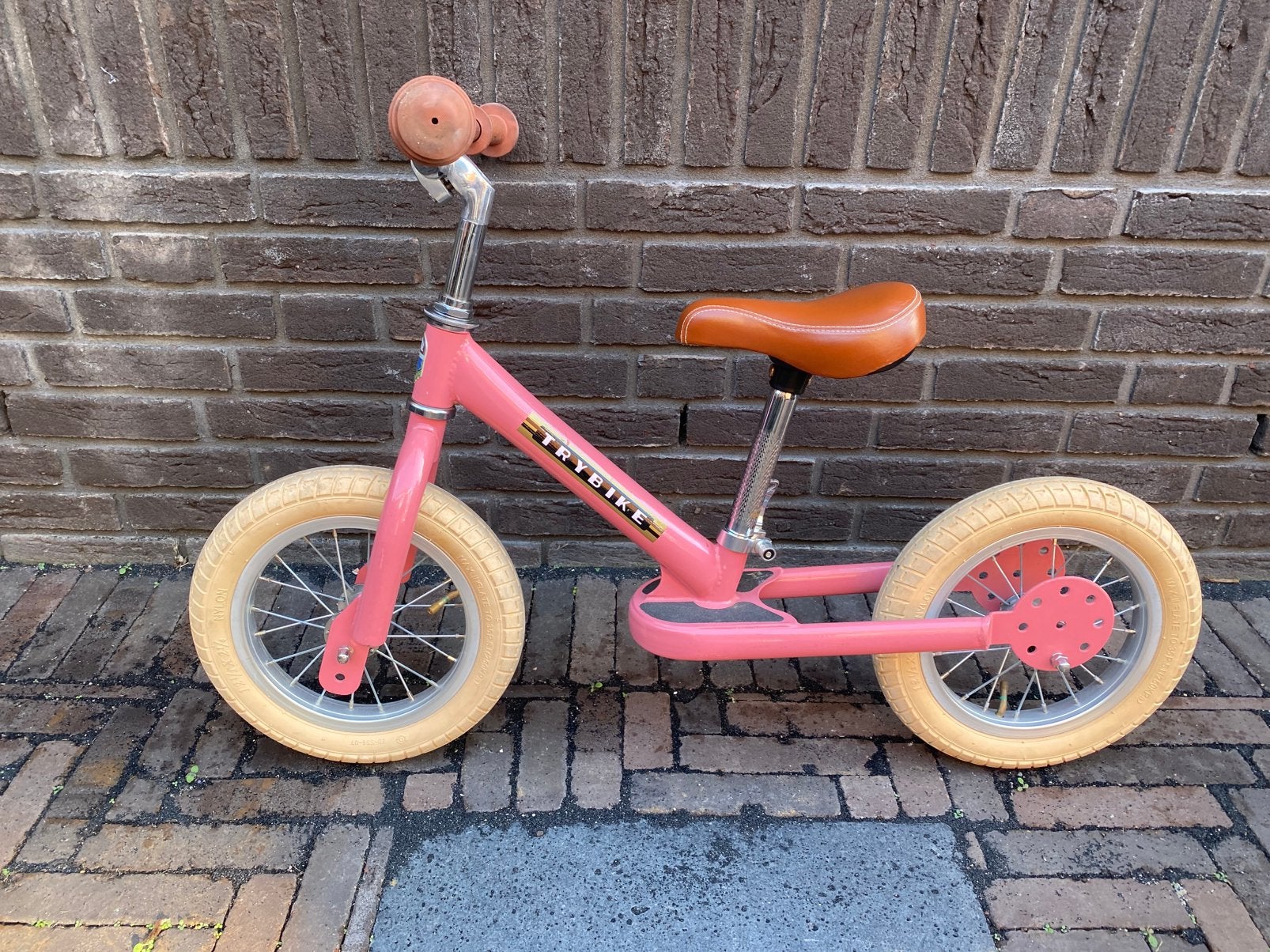 Trybike steel loopfiets roze, Ophalen, Zo goed als nieuw, Minder dan 16 inch