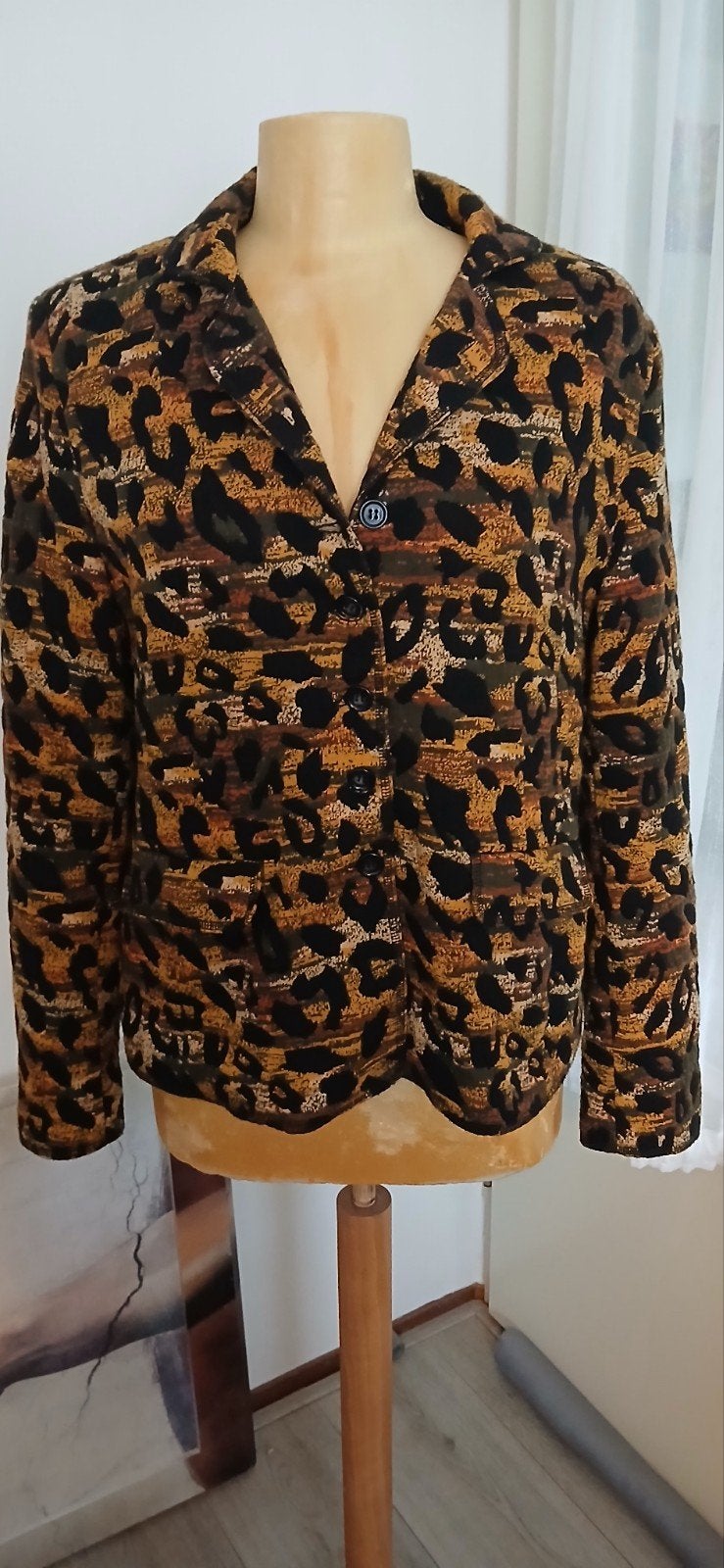 B THREE Mooi jasje warme kleuren mt 42, Overige kleuren, Maat 42/44 (L), Nieuw, Ophalen of Verzenden