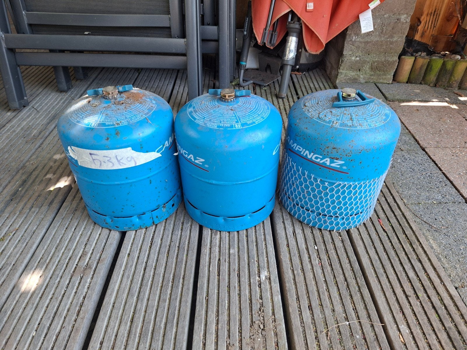 3x Campingaz 907, 2 leeg en 1 halfvol, Ophalen, Gebruikt