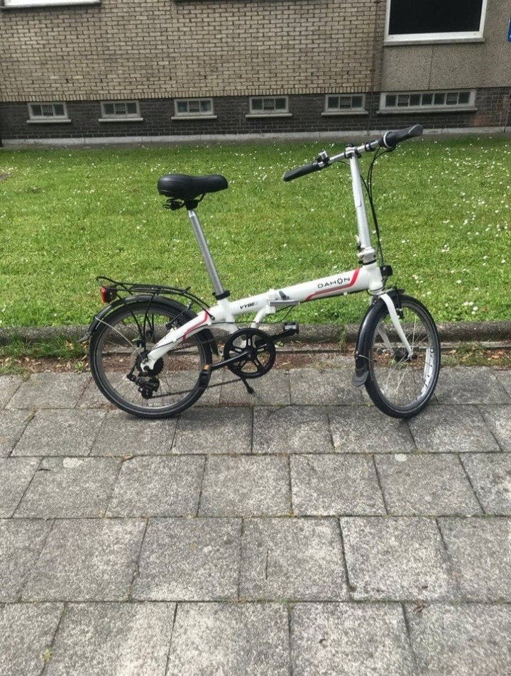 Nette Dahon plooifiets in goede staat, Fietsen en Brommers, Fietsen | Vouwfietsen, Zo goed als nieuw, Dahon, 20 inch of meer, Totaal opvouwbaar