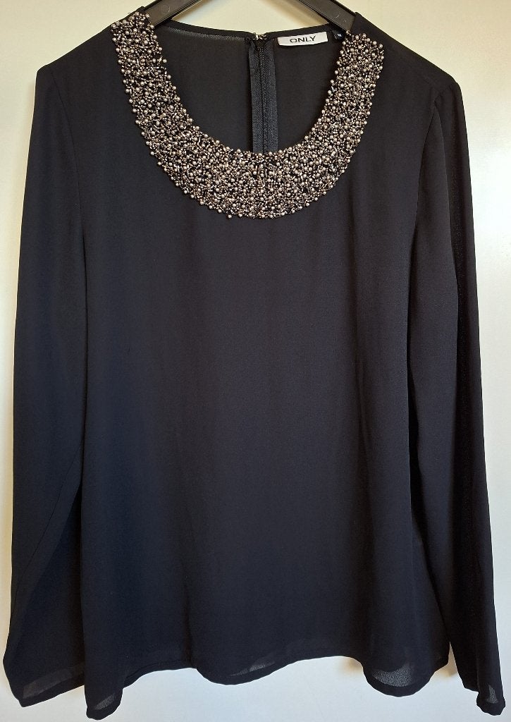 Chique Blouse met Zilverkleurige Kralen Boord. Maat M., Maat 38/40 (M), Only, Zwart, Ophalen of Verzenden