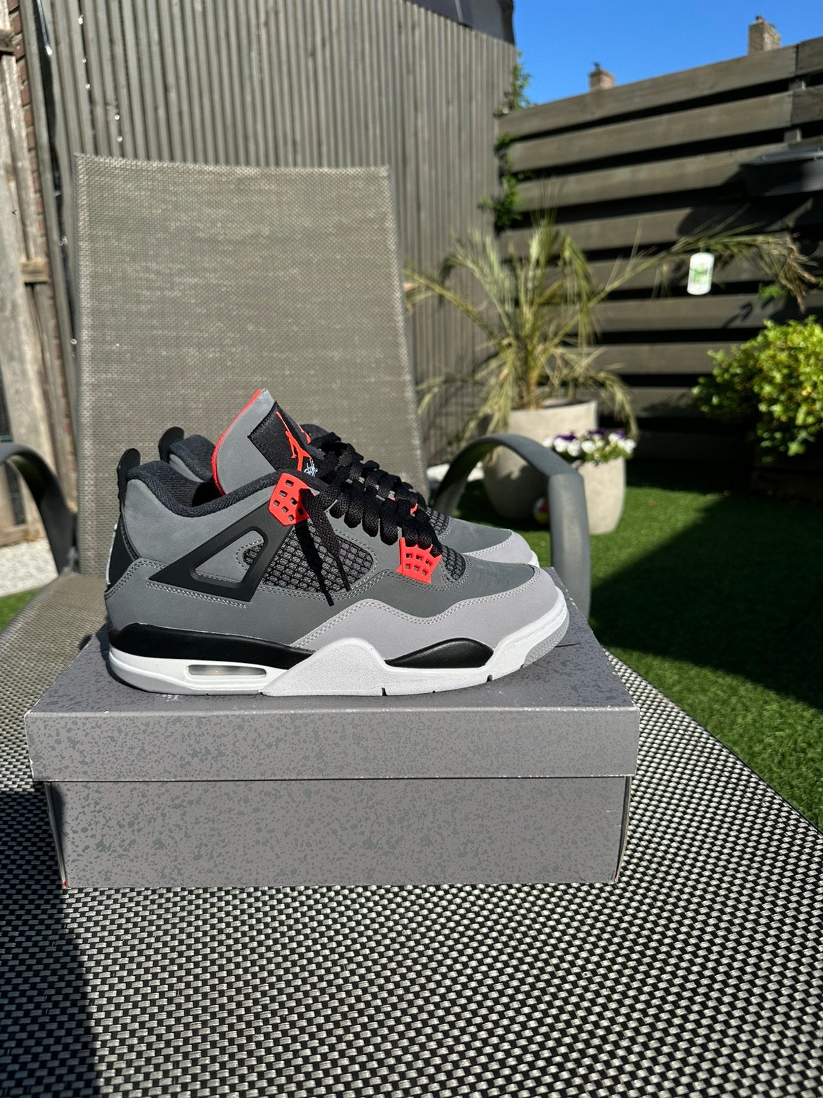 Jordan 4 “Infrared” 42, Zwart, Nieuw, Ophalen of Verzenden, Sneakers of Gympen