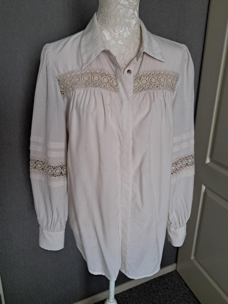 Blouse Freequent Kleur : Off Whitt Maat : L NIEUWSTAAT, Maat 38/40 (M), Overige kleuren, Freequent, Ophalen of Verzenden