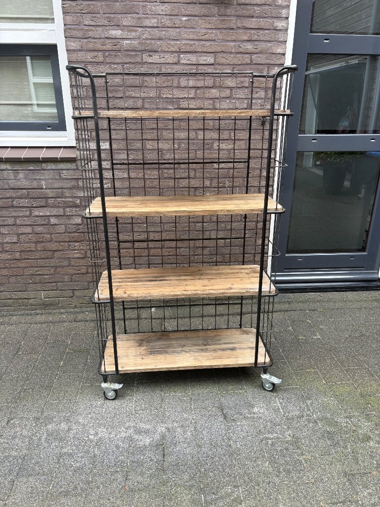 Bakkerskast Be Pure Home, Ophalen, Zo goed als nieuw
