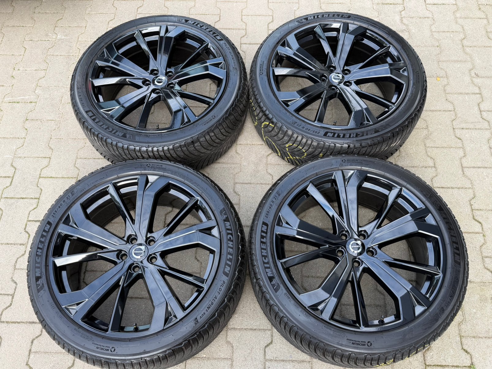 21” INCH VOLVO XC60 BLACK EDITION Winterset Origineel Nieuw, 255 mm, Banden en Velgen, 21 inch, Winterbanden