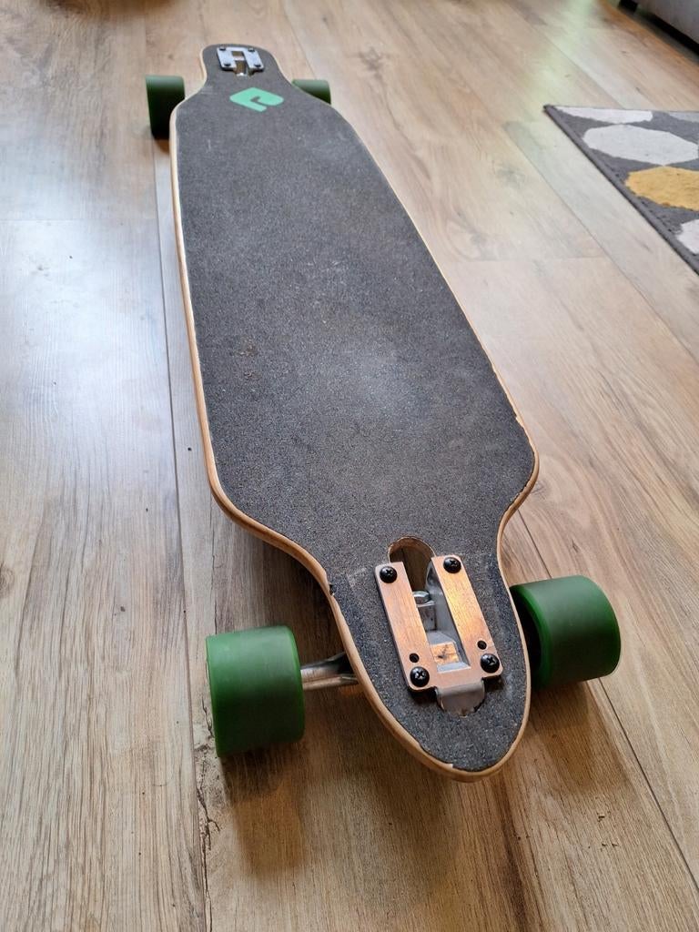 Atom Longboard - Zo goed als nieuw, Sport en Fitness, Skateboarden, Zo goed als nieuw, Skateboard, Longboard, Ophalen
