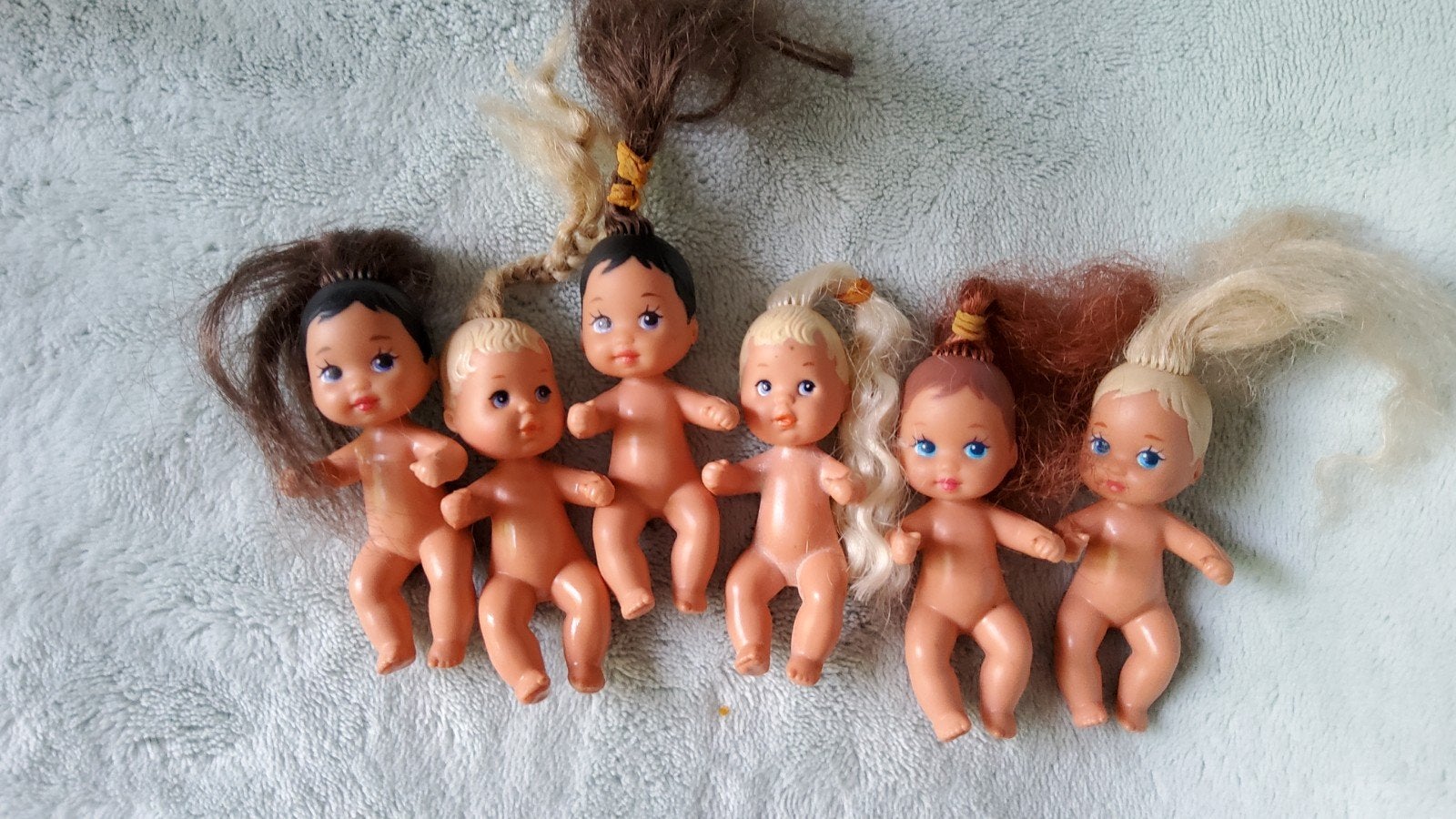 6 vintage Barbie Mattel baby's Krissy dolls met lang haar., Ophalen of Verzenden, Gebruikt, Fashion Doll