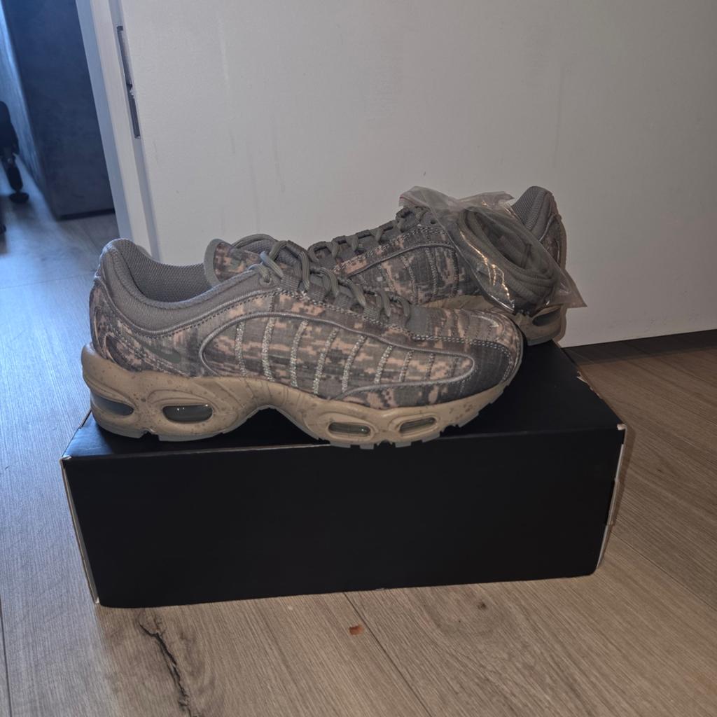 Nike Air Max Tailwind V SP Camo, Ophalen