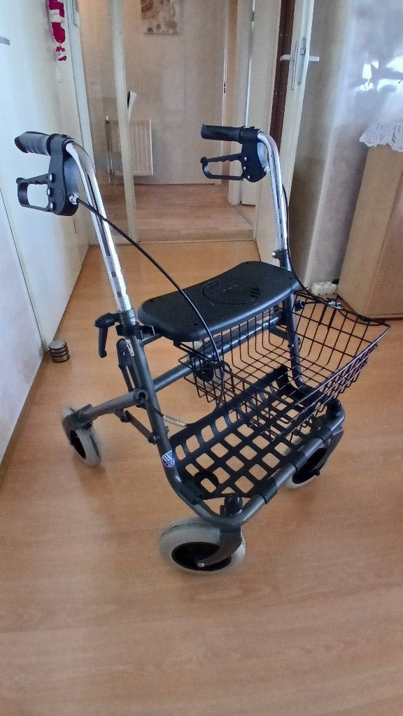 Rollator Vermeiren Spijkenisse afhalen, Ophalen, Opvouwbaar, Gebruikt