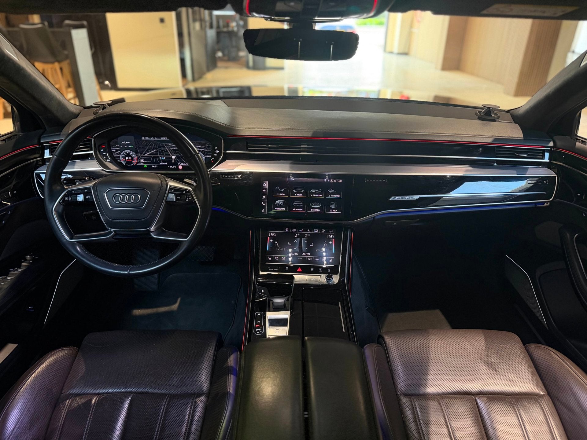 Audi A8 55 TFSI quattro Pro Line Plus|Pano|360|B&O|Achterasb, Auto's, Audi, Gebruikt, Euro 6, 2995 cc, Zwart