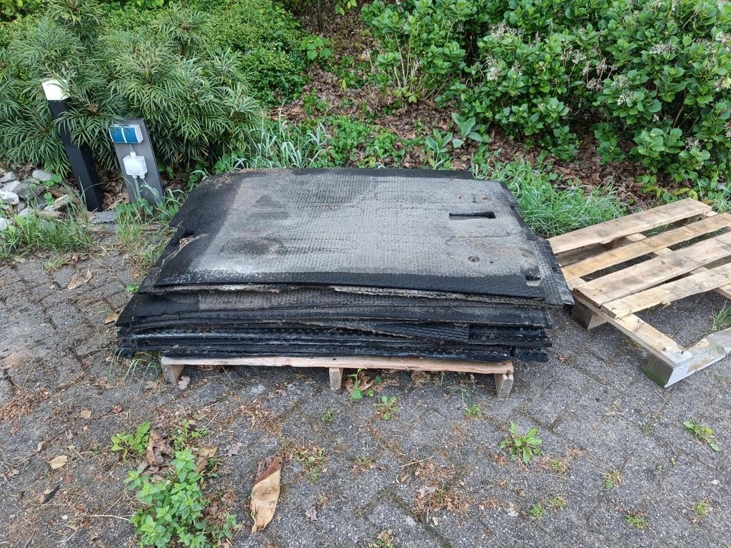 Gebruikte rubberen stal matten voor diverse toepassingen, Dieren en Toebehoren, Stalling en Weidegang