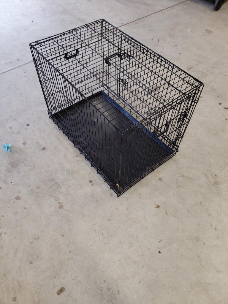 Honden bench zwart nieuwstaat, Ophalen, Zo goed als nieuw