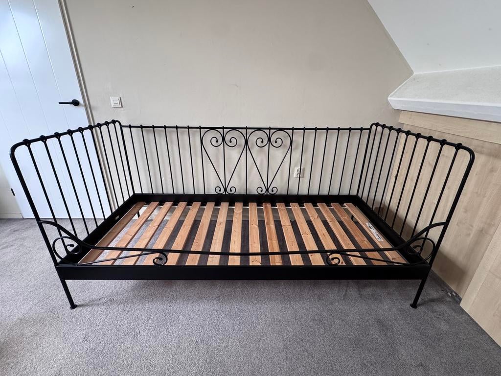 Gratis ledikant inclusief lattenbodem, Kinderen en Baby's, Ophalen, 85 tot 100 cm, Zo goed als nieuw, Lattenbodem