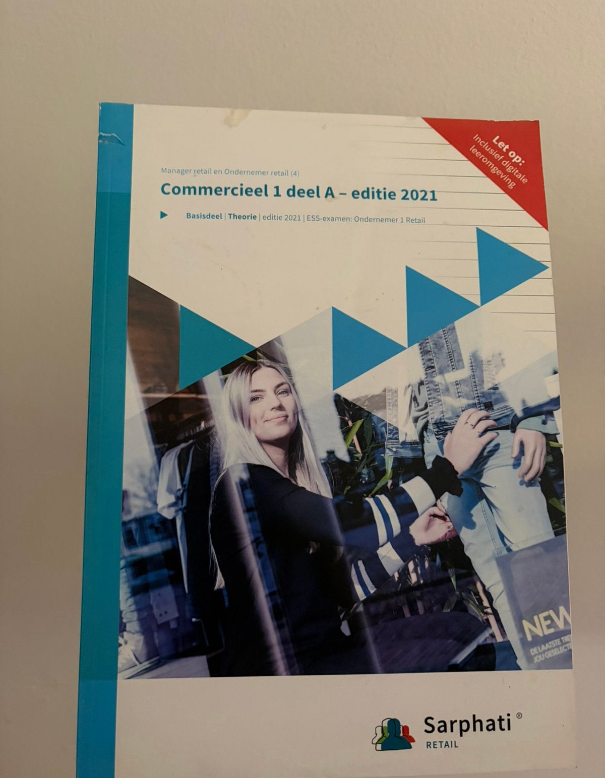 Commercieel 1 deel A editie 2021 uitgeverij Sarphati 2x, Boeken, Ophalen of Verzenden, Zo goed als nieuw, Overige niveaus, Nederlands