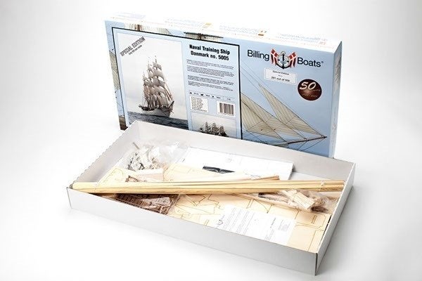 Billing boats 1:75 Denmark Special Edition, Verzenden, Nieuw, Perenmarkt 1 1681 PG Zwaagdijk-Oost, 1:50 tot 1:200